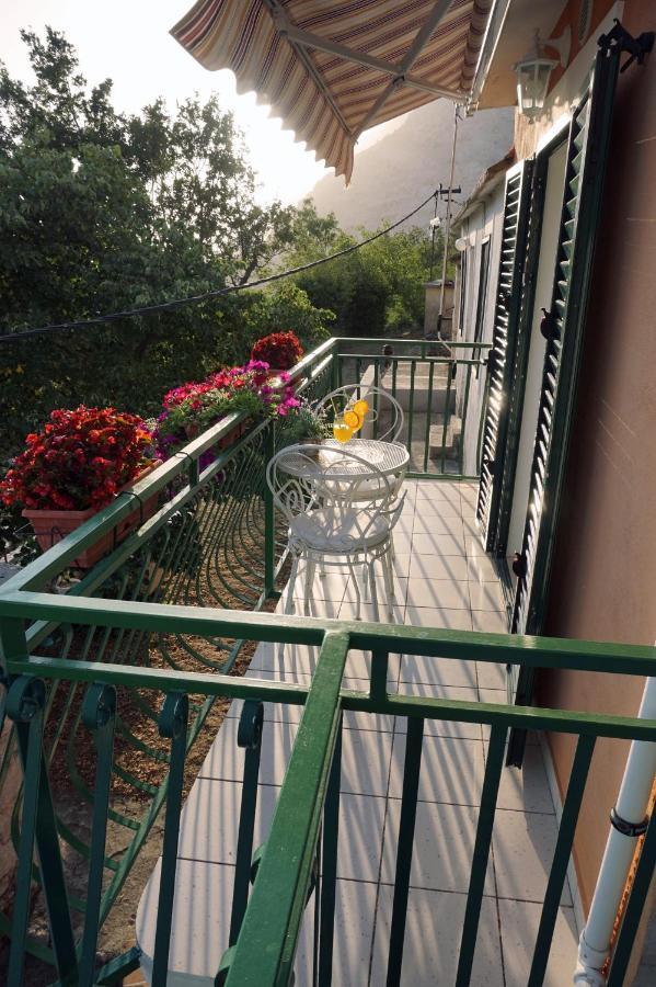 Holiday House Terezija Baška Voda Eksteriør bilde