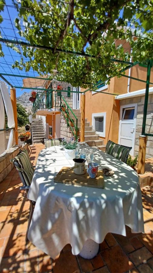 Holiday House Terezija Baška Voda Eksteriør bilde
